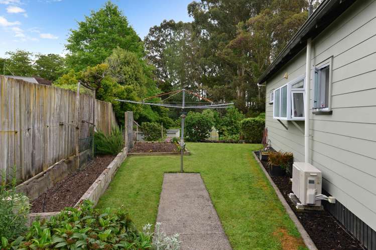 5 Oregon Crescent Glenview_23