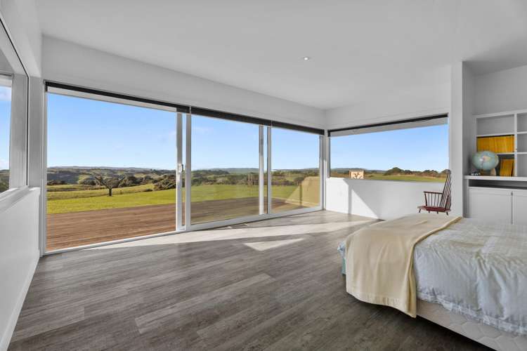 215 J Renall Road Pollok_29