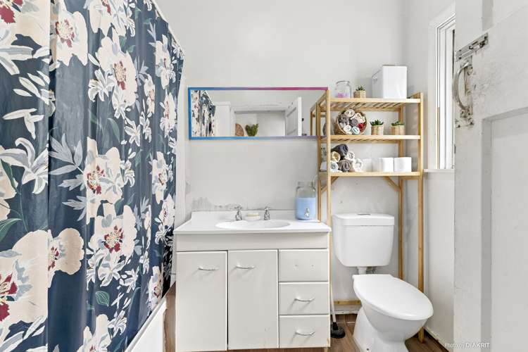 212 Rongotai Road Rongotai_9