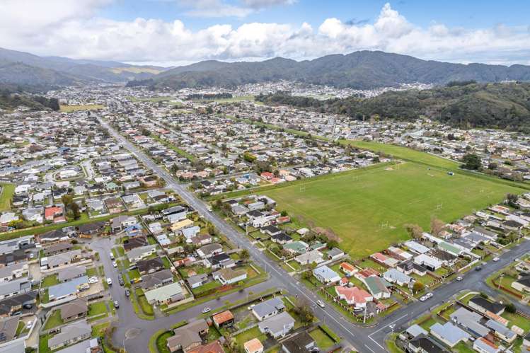 2 Fraser Colman Grove Wainuiomata_27