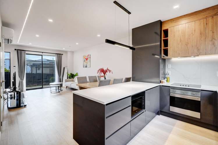 16 Binsted Road New Lynn_7