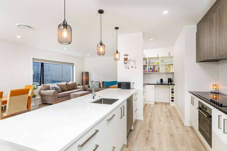 21 Edward Abell Street Wainui_10