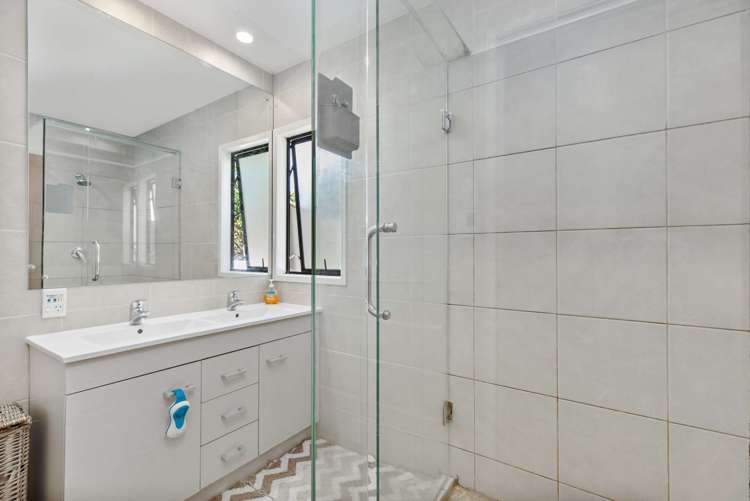 48 Beach Road Te Atatu Peninsula_12