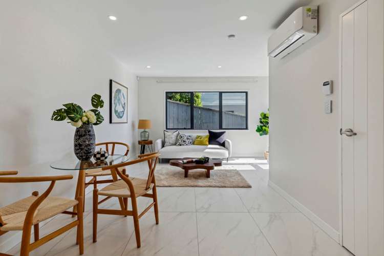 10a Woodall Place Totara Vale_6