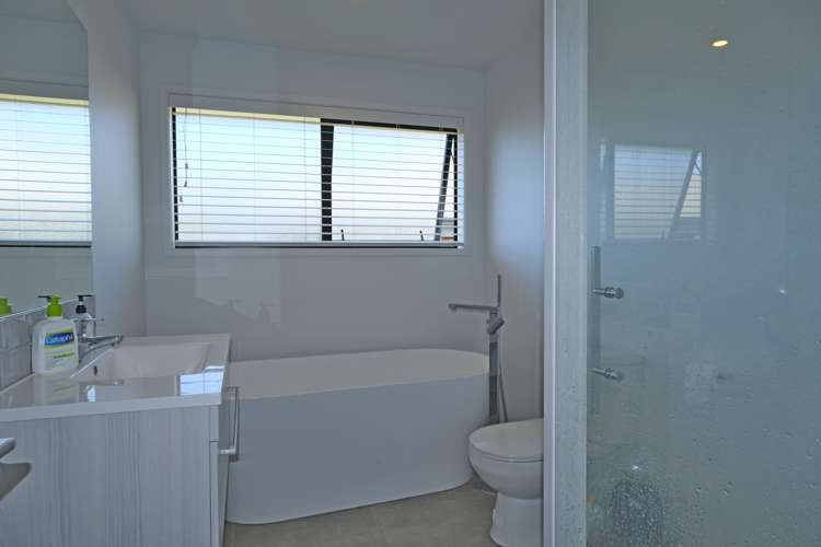 39 Huka Heights Drive Rangatira Park_10