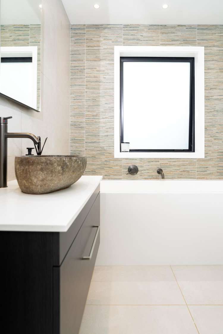 31 Omahina Street Raglan_24