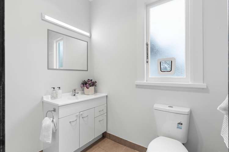 36 Kingswood Street Takaro_24