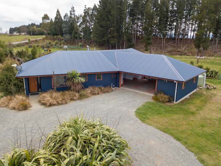 330 Sinclair Road Te Anau_18