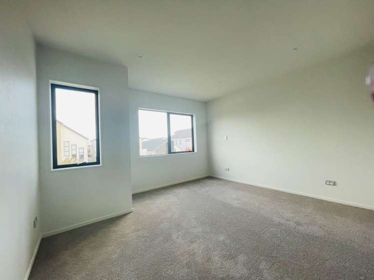 5 John Burn Road Takanini_9