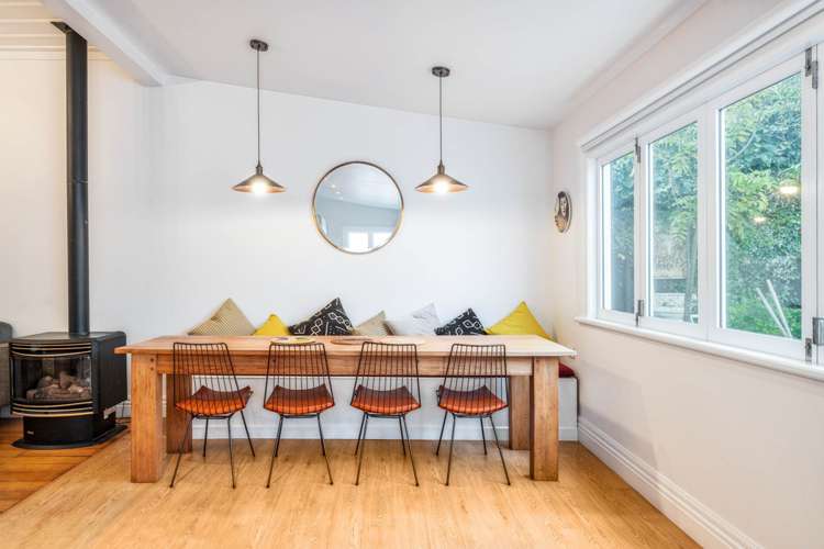 17 Owens Road Devonport_7