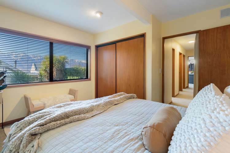 29 Greenstone Place Fernhill/Sunshine Bay_15