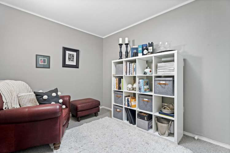 9 Fratley Avenue Farm Cove_15