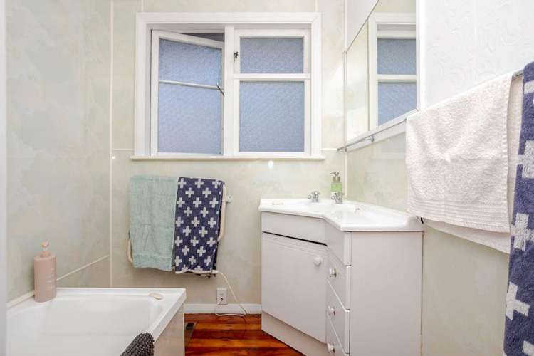 56 Barraud Street Dannevirke_25