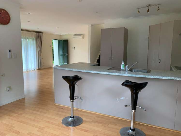 77 Sunvue Road Glen Eden_5