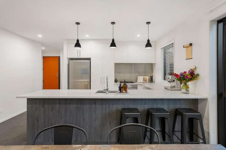 70 Castledine Crescent_3