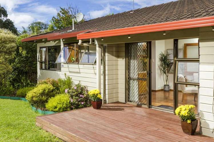 2/205 Lake Road Belmont_8