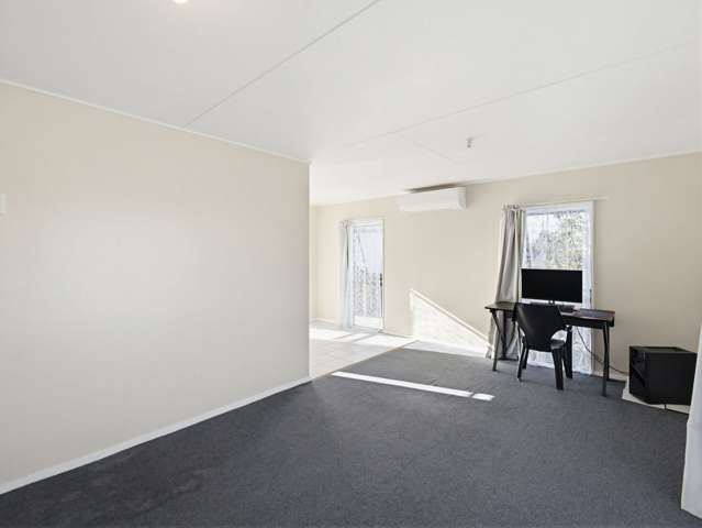 66 Tarbet Street Flaxmere_3