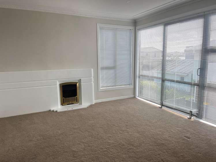 5 Hattaway Ave Bucklands Beach_11