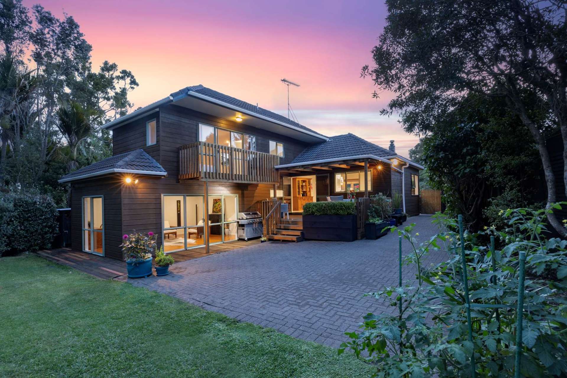 8 Rimutaka Place Titirangi_0