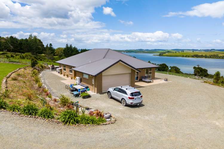24 Karakanui Road Tinopai_0