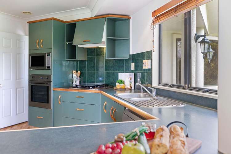 31 Elderton Avenue Pyes Pa_9