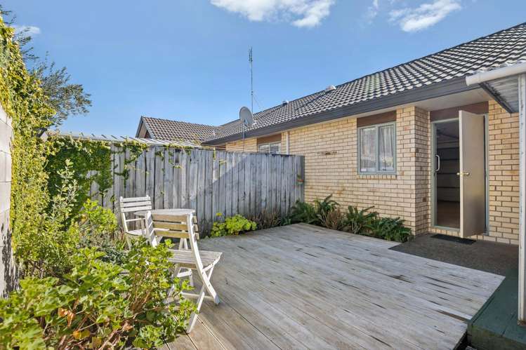 14/262 Centreway Road Orewa_15