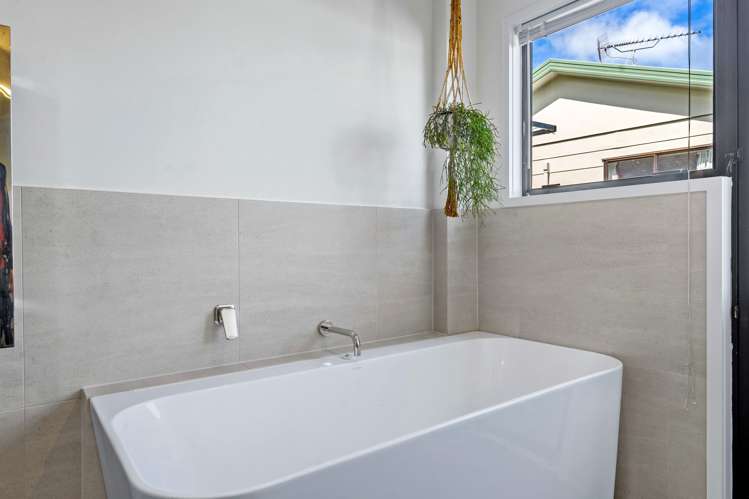 10 Ardern Avenue Stanmore Bay_14