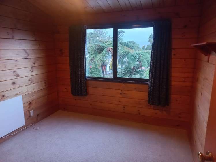 19a Miromiro Road Normandale_5