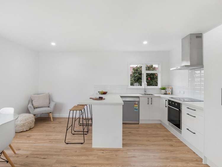 49 Sandown Crescent_4