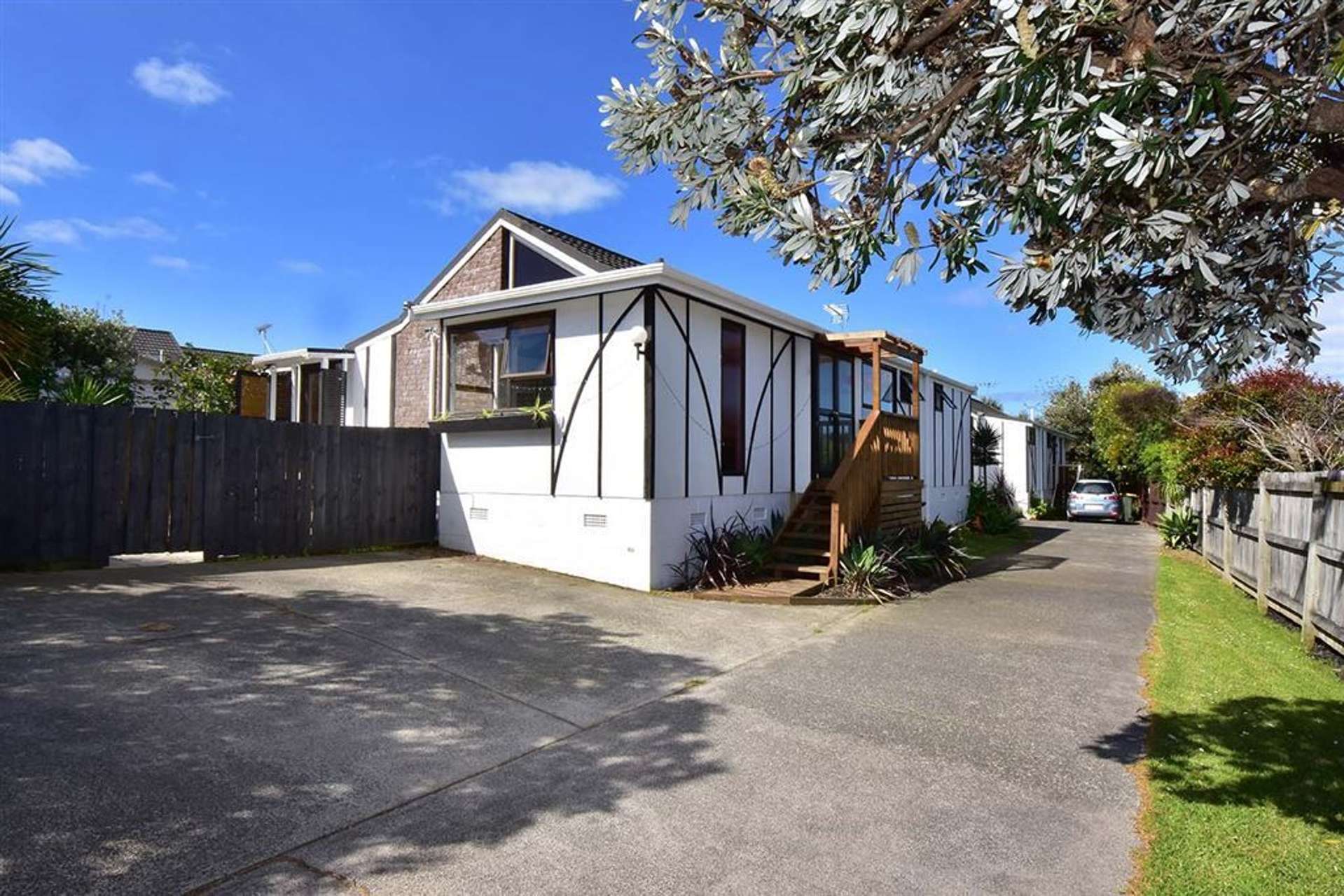 1/18 Rosario Crescent Red Beach_0