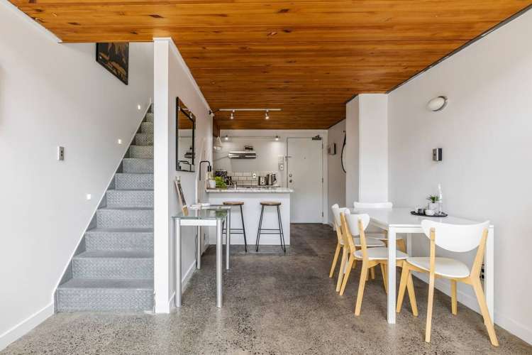 6/3 Akiraho Street_0