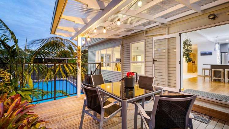 29 Korotaha Terrace Rothesay Bay_1