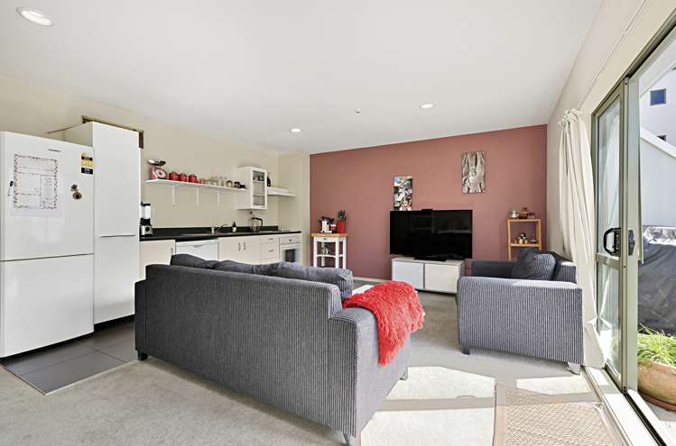 31/10 Ruru Street Eden Terrace_5