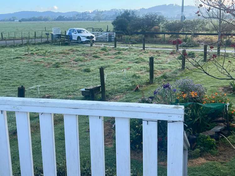 37 Te Pua School Road Helensville_8