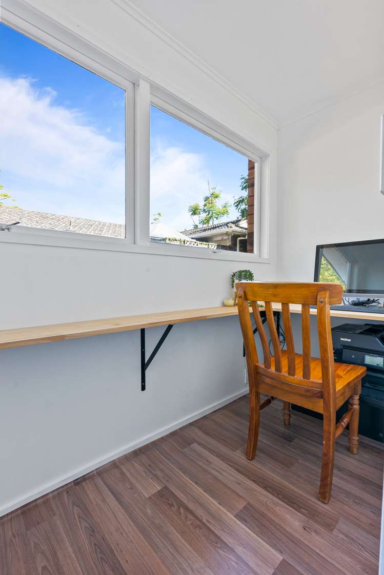 9 Earls Court Hillpark_10