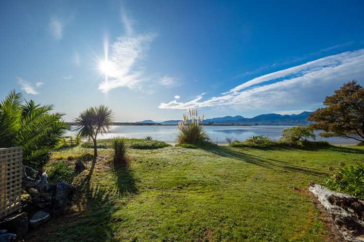 127 Barnett Avenue Nelson Bays Coastal_13