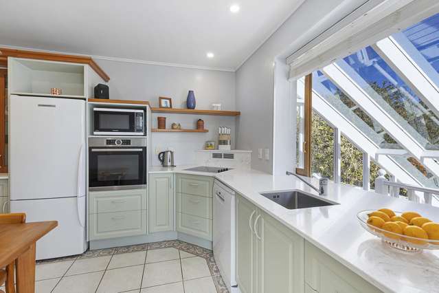 66 Taylor Terrace Tawa_1