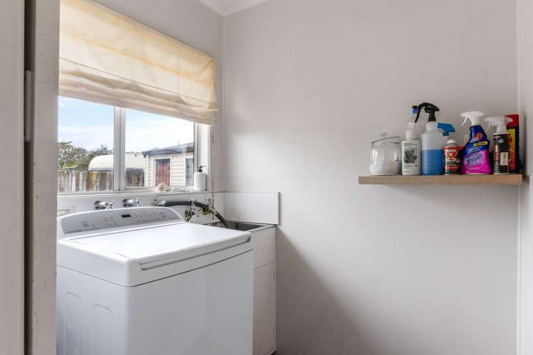 29 Andrew Street Elgin_13