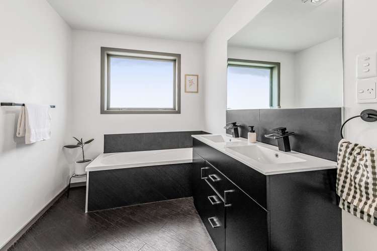 46 Shillingford Boulevard Rolleston_16