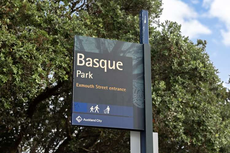 406/13 Dundonald Street Eden Terrace_19