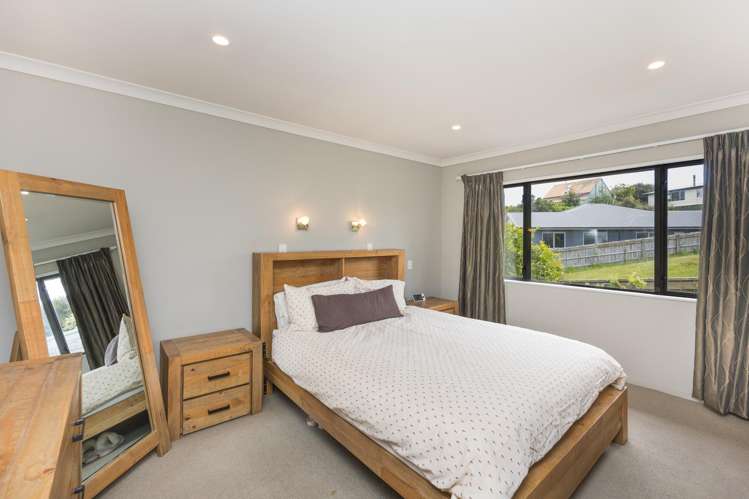 9 Logan Grove Feilding_18
