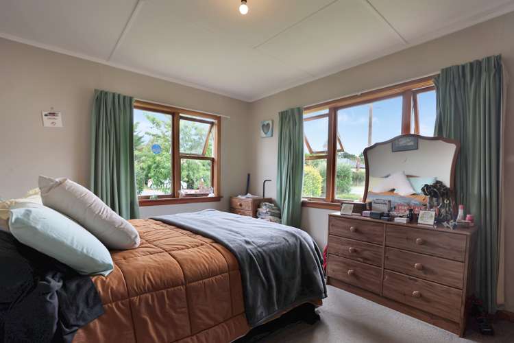 847 Boundary Road Willowby_9