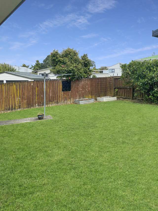 23 Riserra Drive Ranui_3