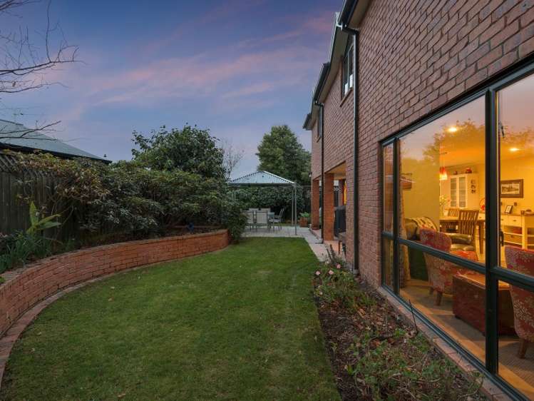 6 Majestic Lane Cashmere_16