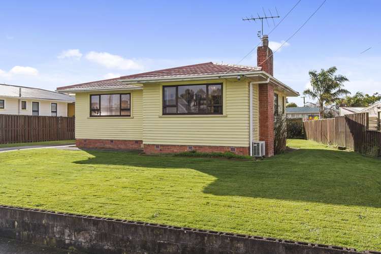 3 Swinburne Street Blockhouse Bay_10