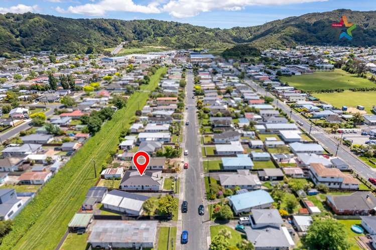 29 Karamu Crescent Wainuiomata_21