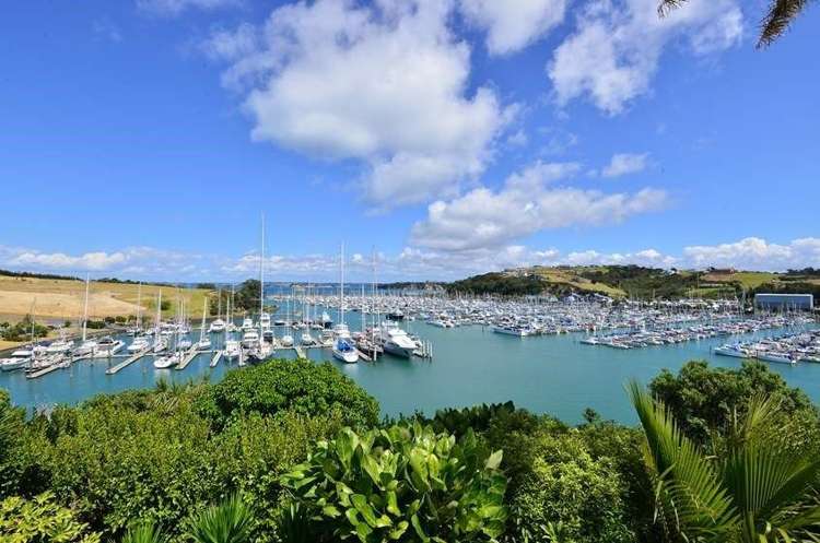 8 Maylee Crescent Gulf Harbour_14