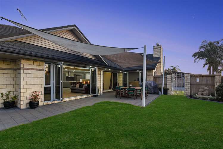 34 Somerton Drive Huntington_13