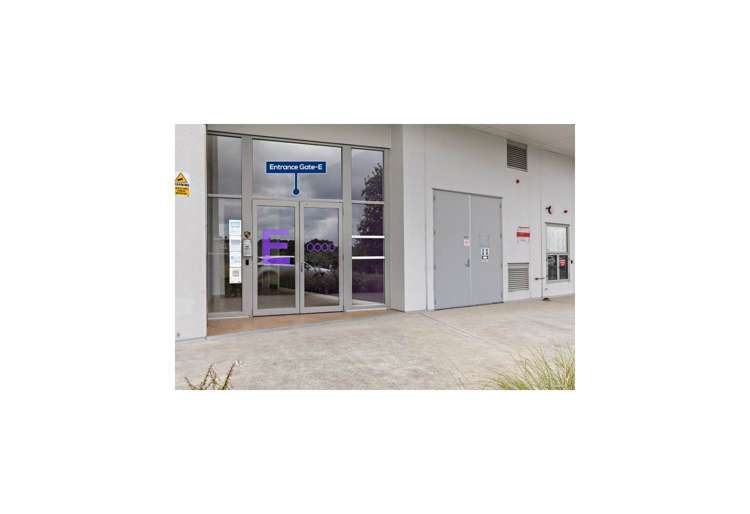 401/25 Don Mckinnon Drive 10862_13