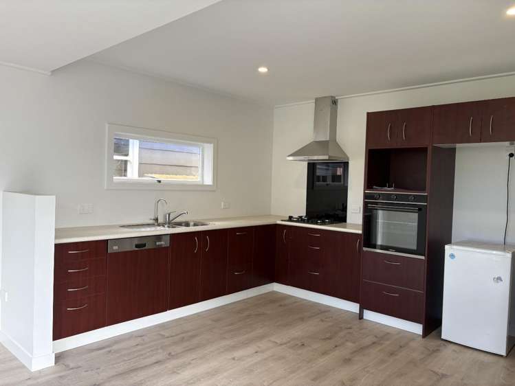 18 Dickson Street 1052_1